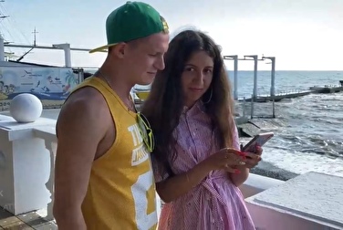 Сразу понял, что её парень — куколд. Трахну её, а он сперму слижет